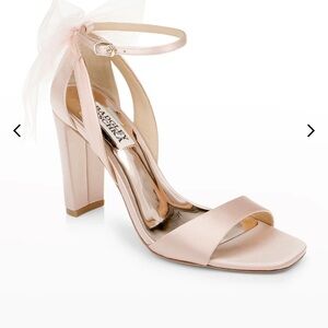 Badgley Mischka heels 7.5